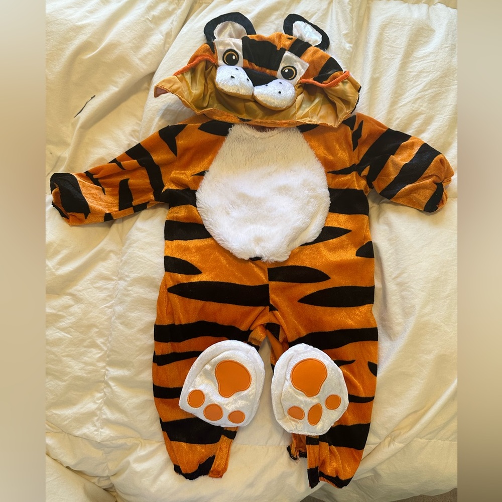 Baby tiger Halloween costume
